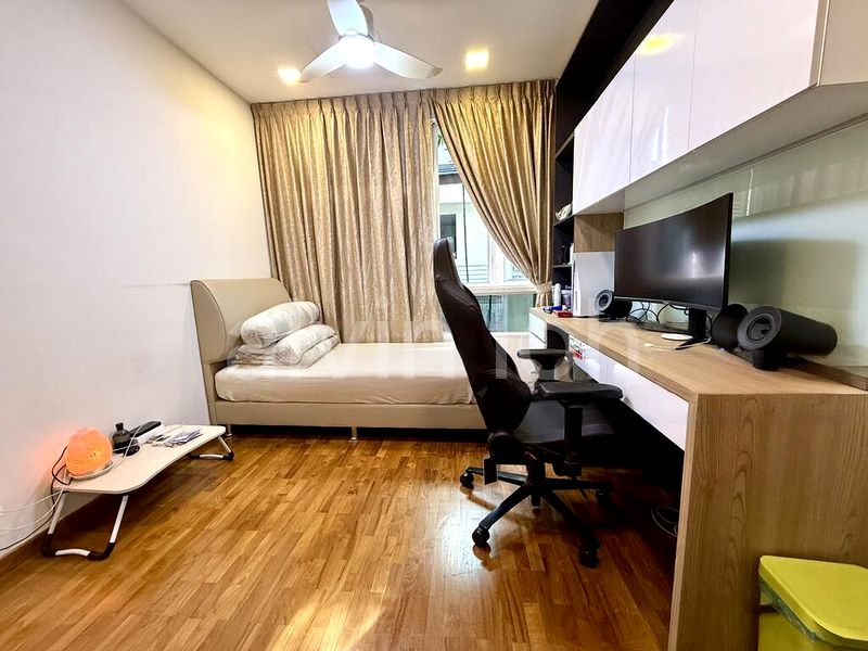 6 Bed Cluster House (Landed) for Sale in  Horizon Gardens - Image 5